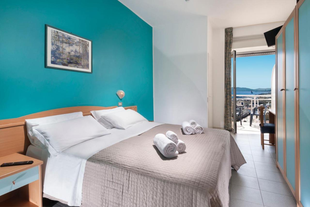 Hotel International Misano Adriatico Esterno foto